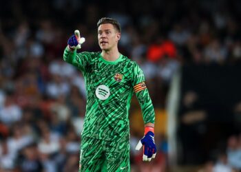 Barcelona sporting director Deco affirms faith in Ter Stegen