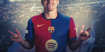 Julian Alvarez in Barcelona jersey